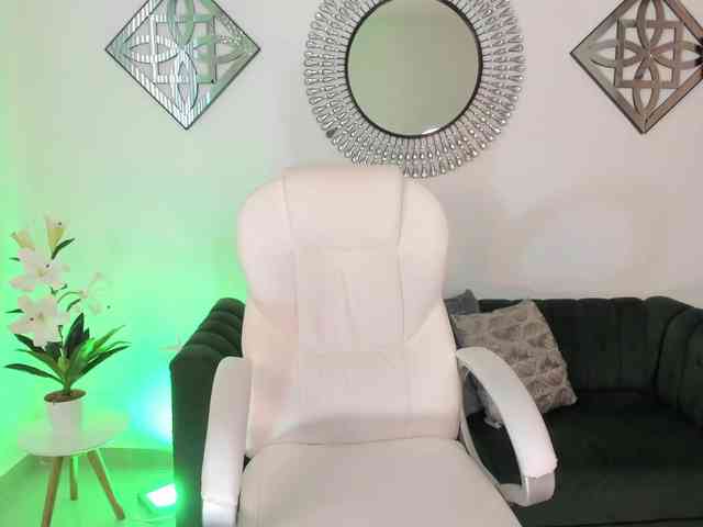 Aida-adams webcam