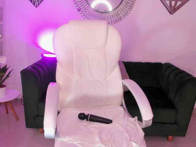 Aida-adams webcam