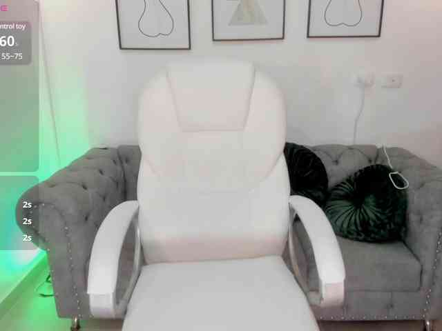 Aida-adams webcam