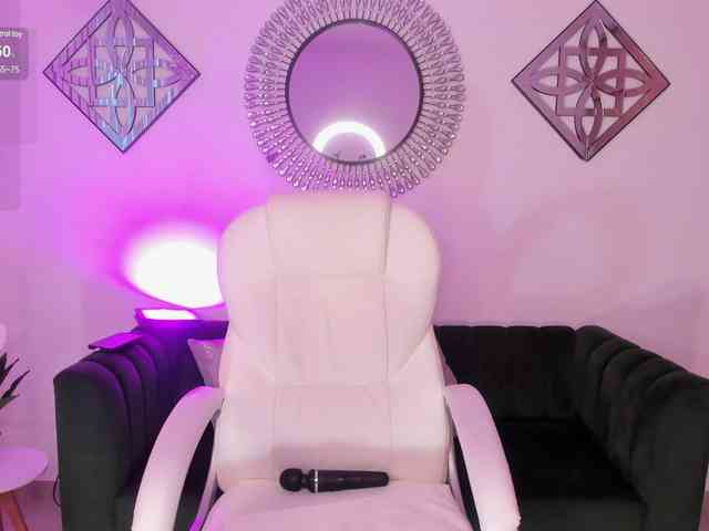 Aida-adams webcam