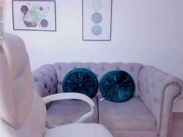 Aida-adams webcam