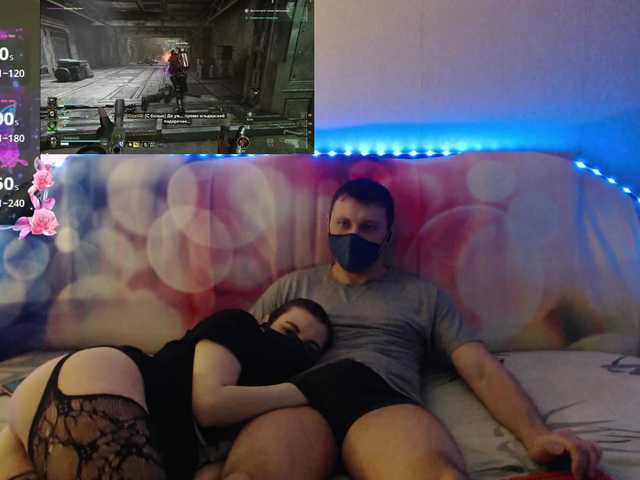 le modèle EmberToInferno est en webcam porno dans un show sur le site bongacams, il possède les tags suivants: White/Caucasian,Brunette,Shaved