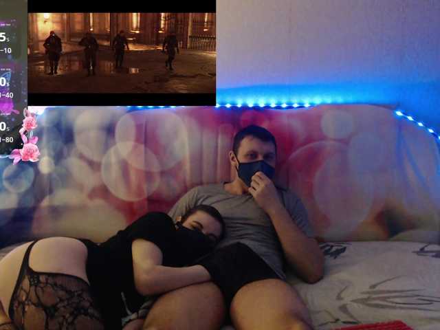 le modèle EmberToInferno est en webcam porno dans un show sur le site bongacams, il possède les tags suivants: White/Caucasian,Brunette,Shaved