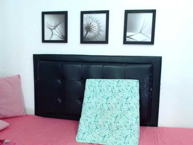 kelly-joness's BongaCams show and profile