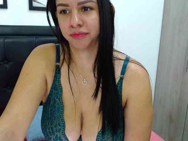 kelly-joness webcam