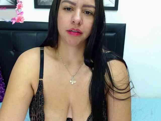 kelly-joness webcam