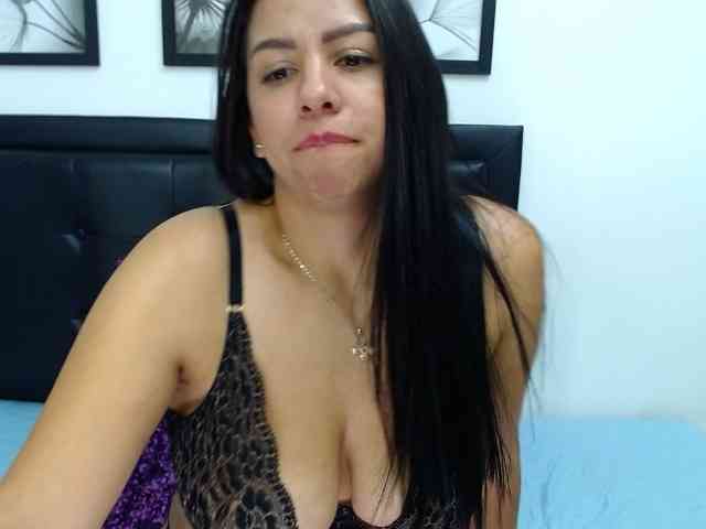 kelly-joness webcam