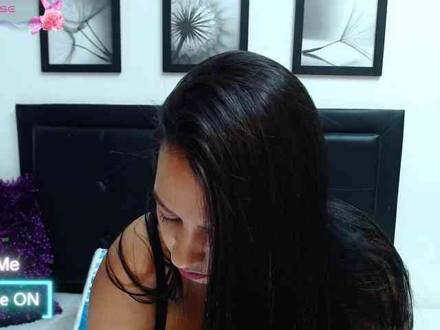 kelly-joness webcam