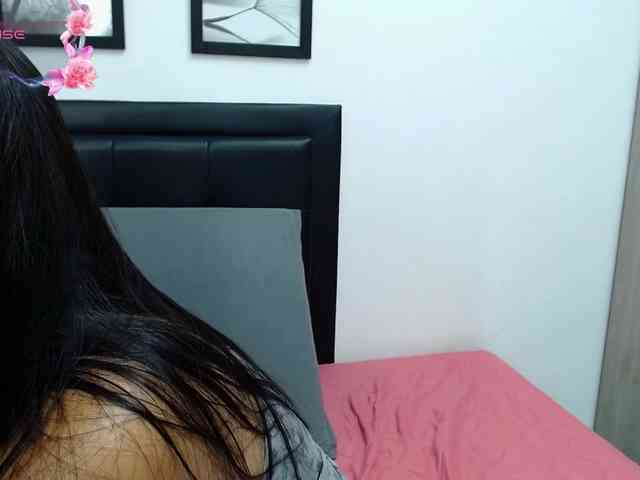 kelly-joness webcam