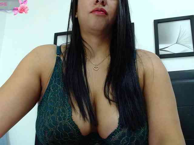 kelly-joness webcam