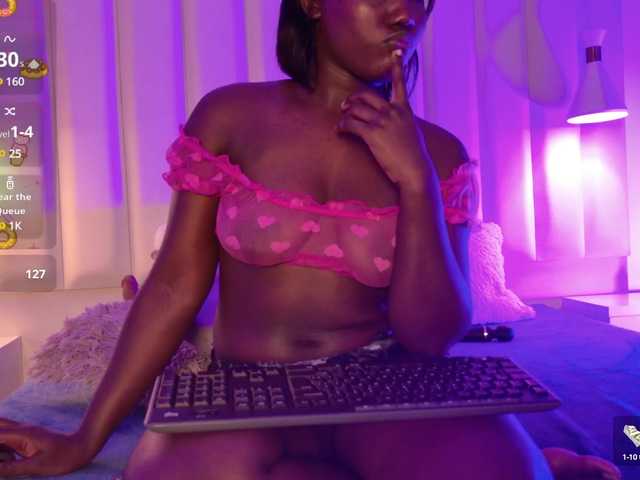  VICKYWALLES chat room