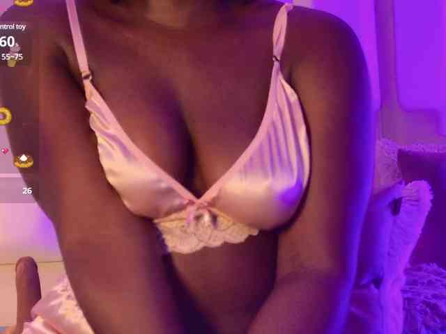 VICKYWALLES