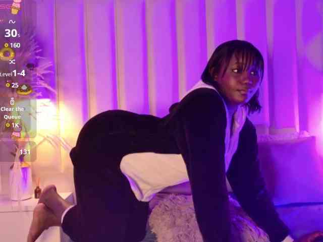 VICKYWALLES webcam
