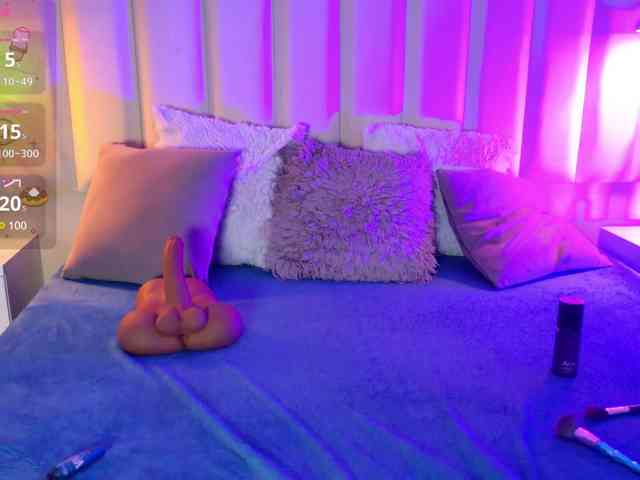 VICKYWALLES webcam