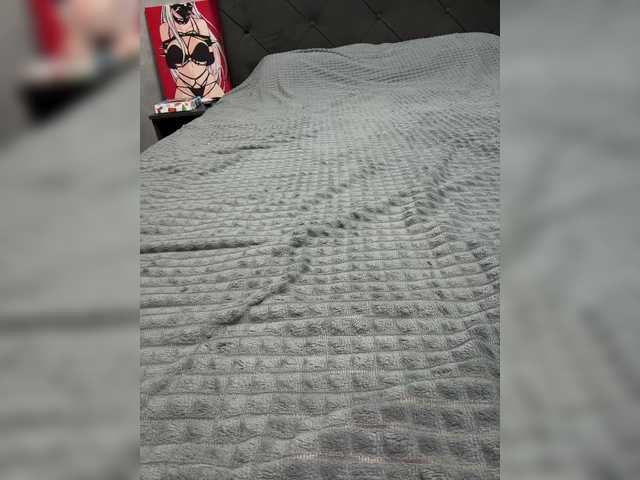 Peach--Alice's BongaCams show and profile