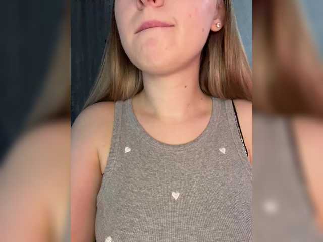 Peach--Alice's BongaCams show and profile