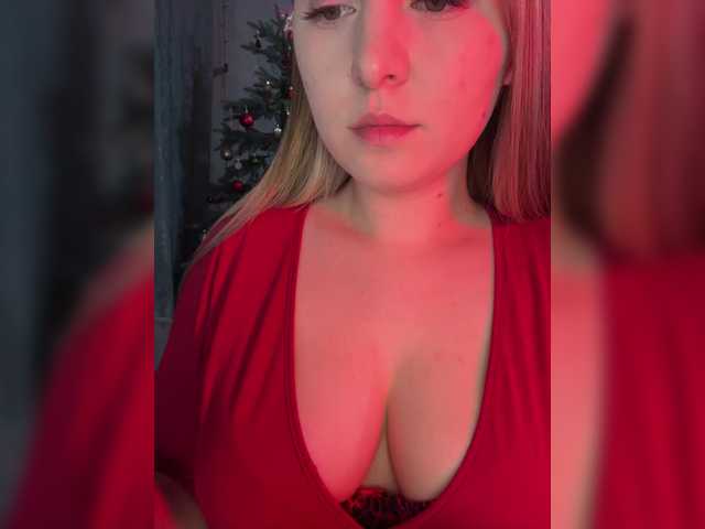 Peach--Alice live cam