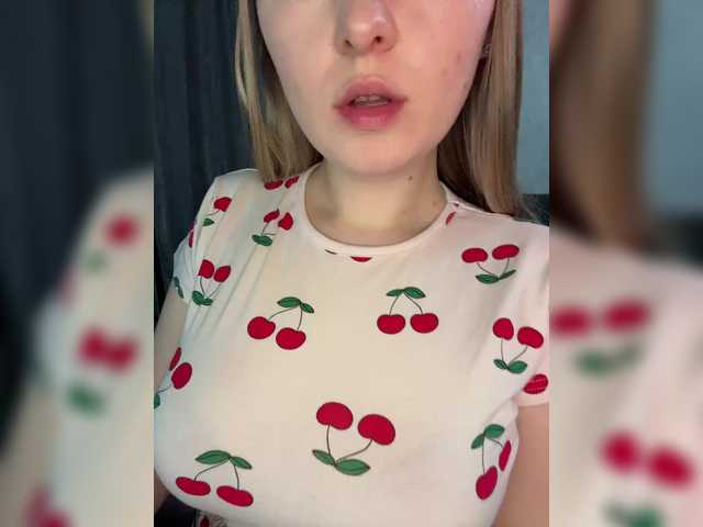 Peach--Alice's BongaCams show and profile