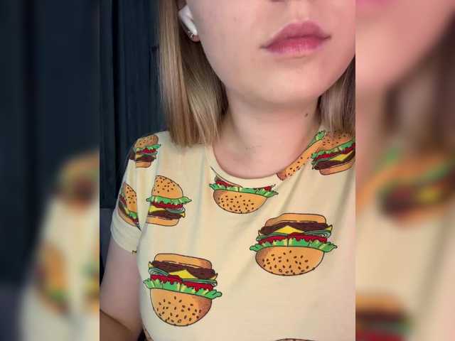 Peach--Alice's BongaCams show and profile