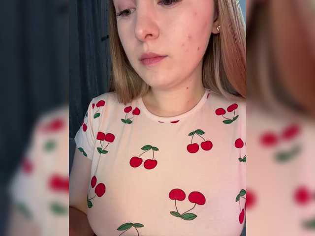 Peach--Alice's BongaCams show and profile