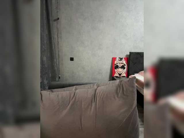 Peach--Alice's BongaCams show and profile