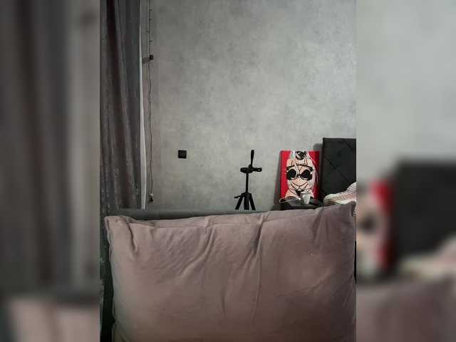 Peach--Alice's BongaCams show and profile