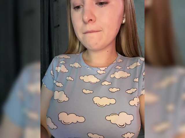 Peach--Alice's BongaCams show and profile