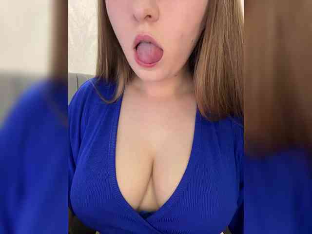 AlinaRay webcam