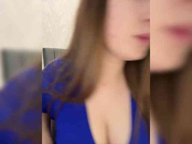 AlinaRay webcam