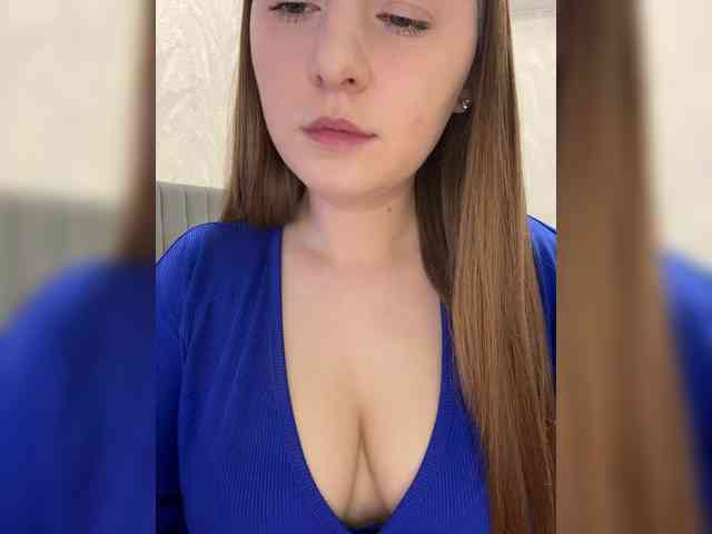 AlinaRay webcam