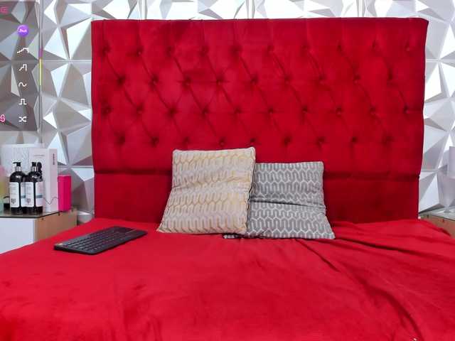 steacy-19's BongaCams show and profile