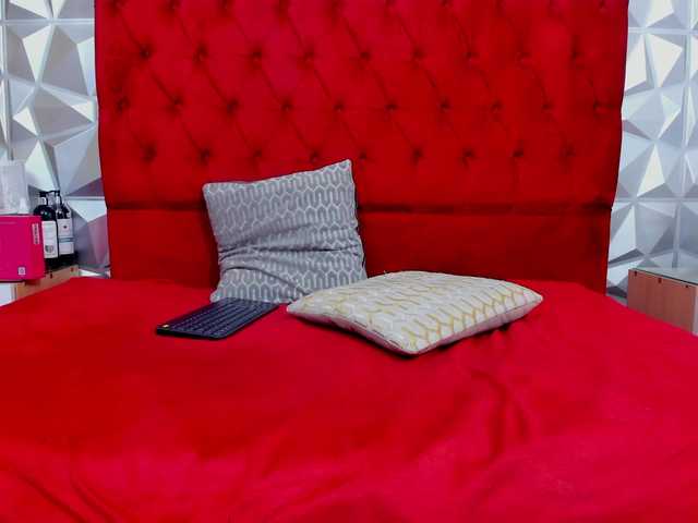 steacy-19's BongaCams show and profile