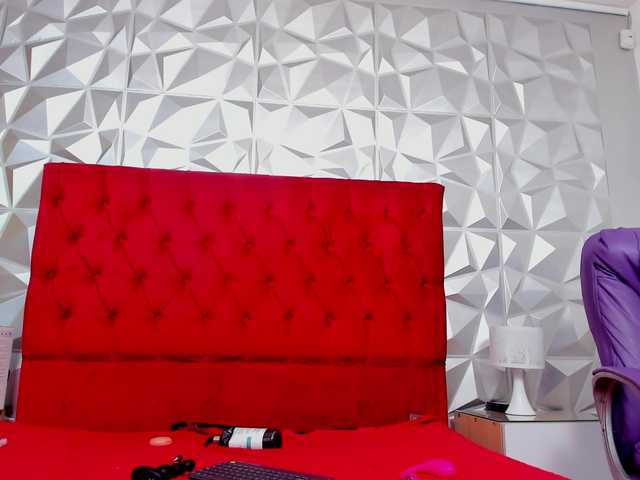 steacy-19's BongaCams show and profile