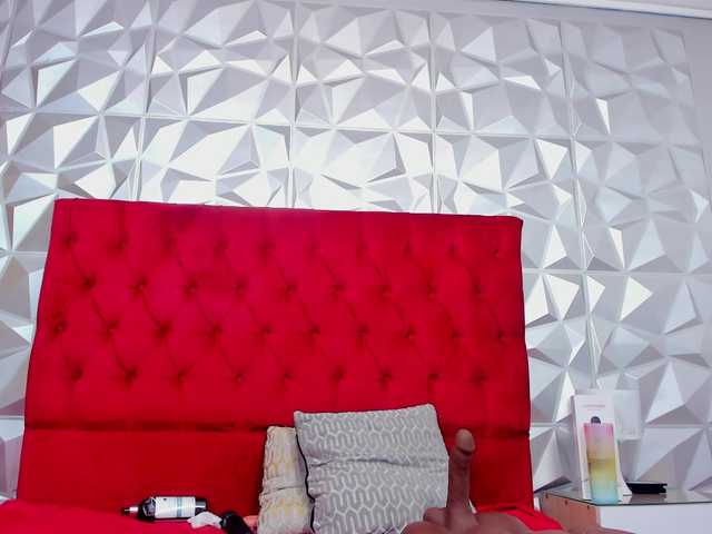 steacy-19's BongaCams show and profile