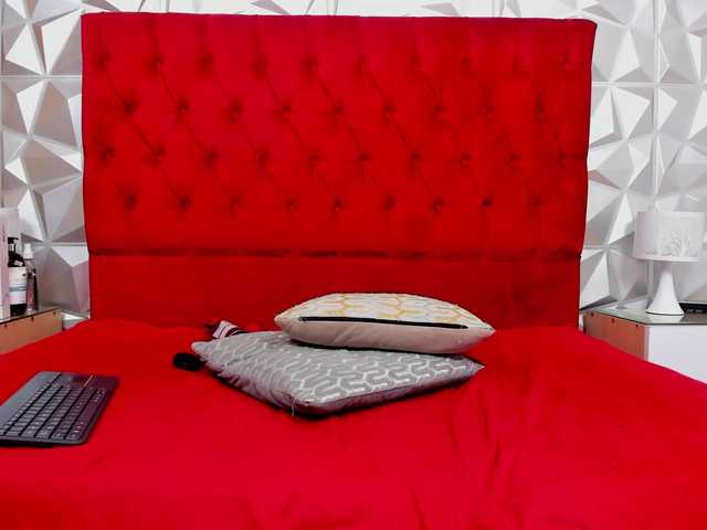 steacy-19's BongaCams show and profile