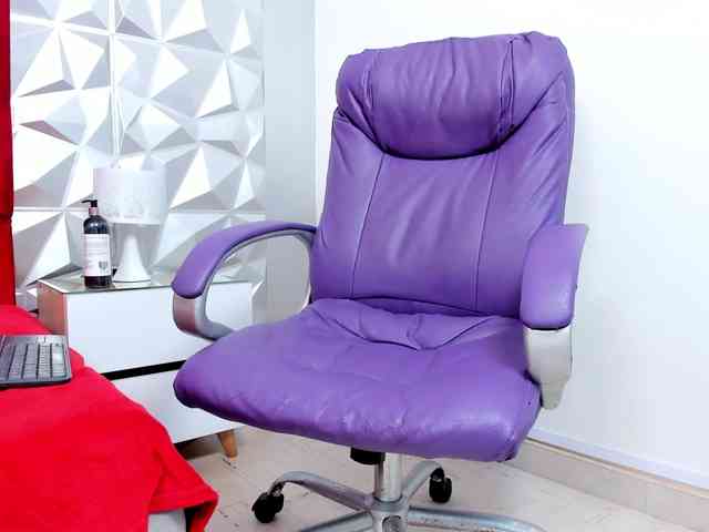 steacy-19 Live Webcam on BongaCams