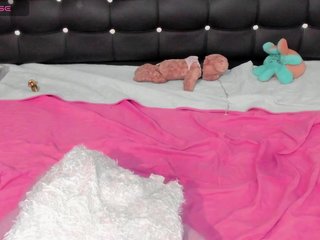 Sara-Graham Porn Show