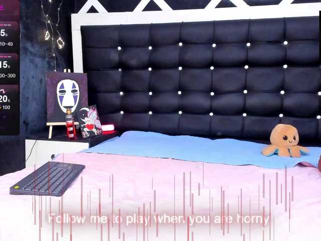  Sara-Graham chat room