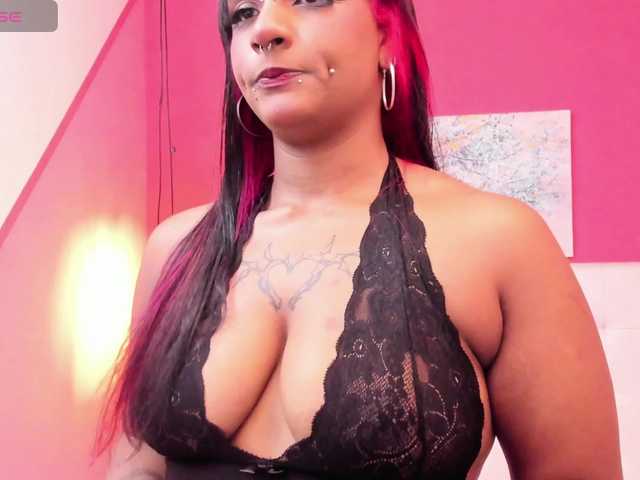  Sara-Graham chat room