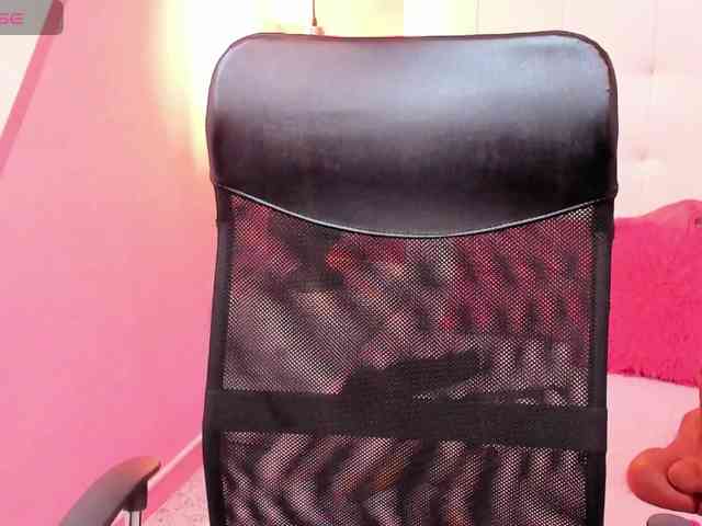 Sara-Graham webcam