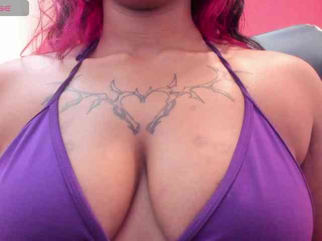 Sara-Graham webcam
