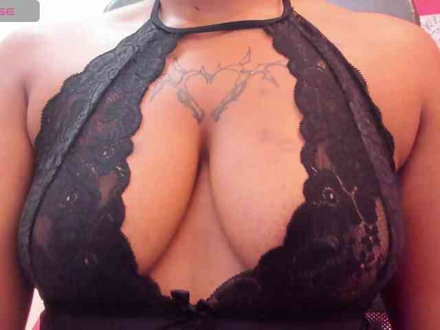 Sara-Graham webcam