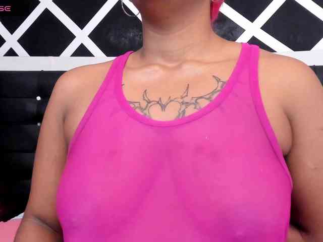 Sara-Graham webcam