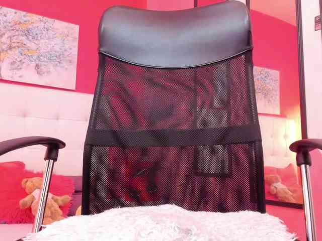 Sara-Graham webcam