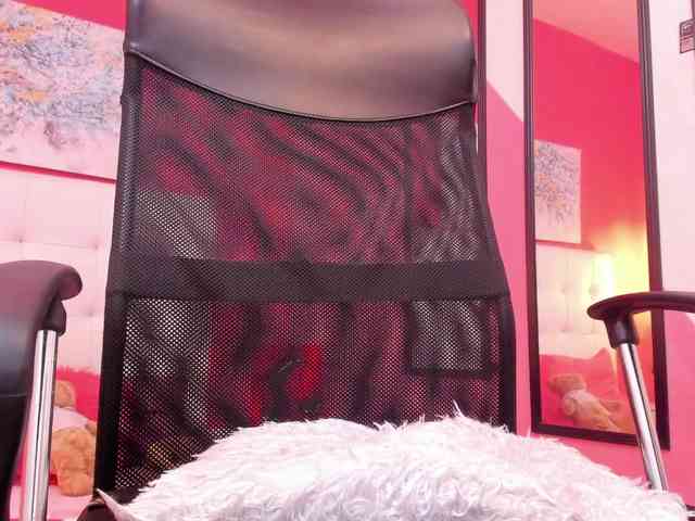 Sara-Graham webcam