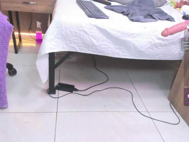 NatashaJurado's BongaCams show and profile