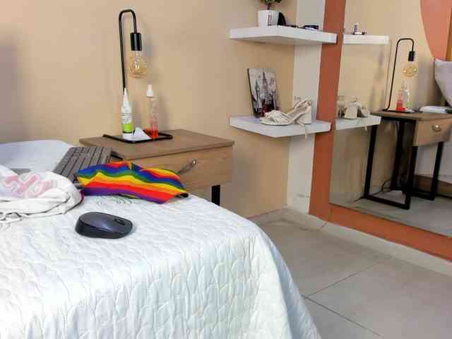 NatashaJurado webcam