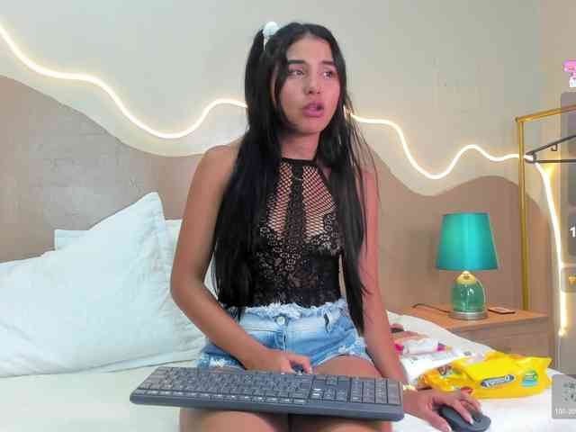 NatashaJurado webcam