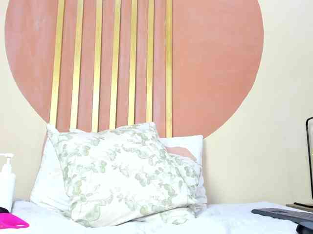 NatashaJurado webcam