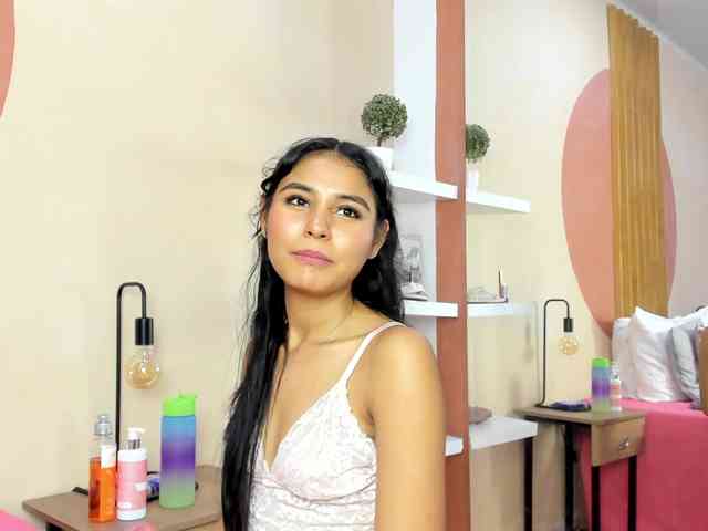 NatashaJurado webcam